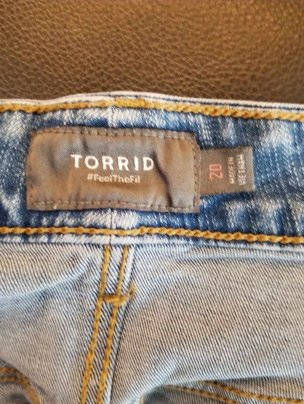 Torrid Midi Jean Skirt Women's Size 20 Blue Denim Front Slit Raw Hem Pockets